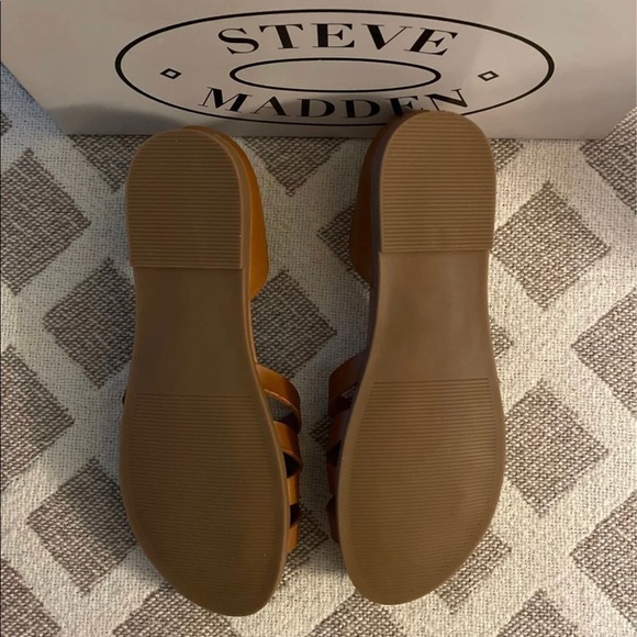 Sold - Picture 2 of 6